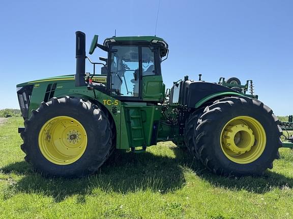 Image of John Deere 9R 440 equipment image 3