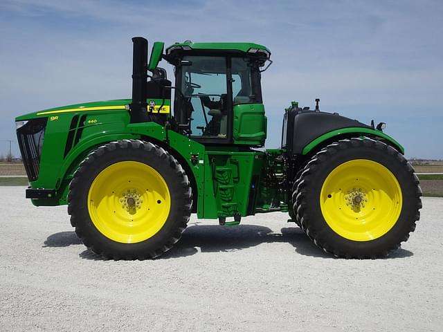 Image of John Deere 9R 440 equipment image 2
