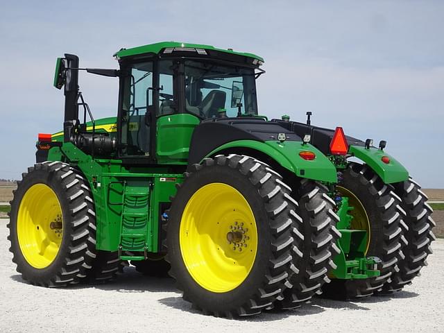 Image of John Deere 9R 440 equipment image 4