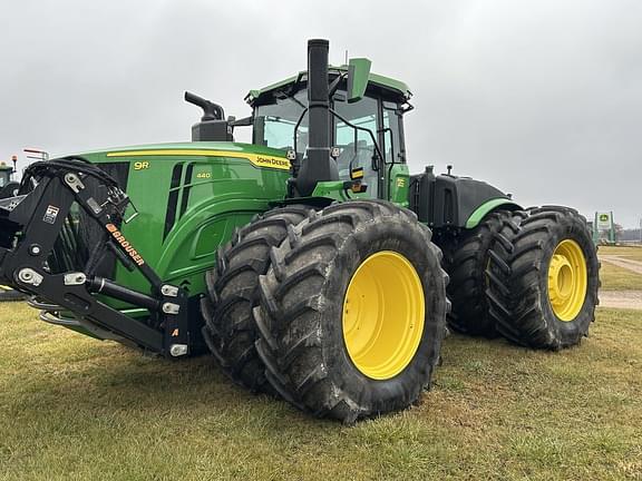 Image of John Deere 9R 440 equipment image 1