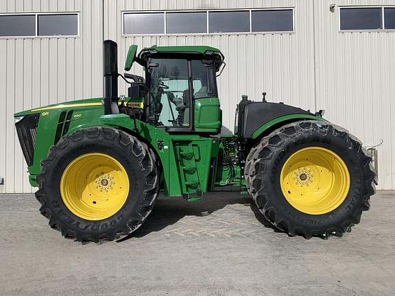 Image of John Deere 9R 490 equipment image 1