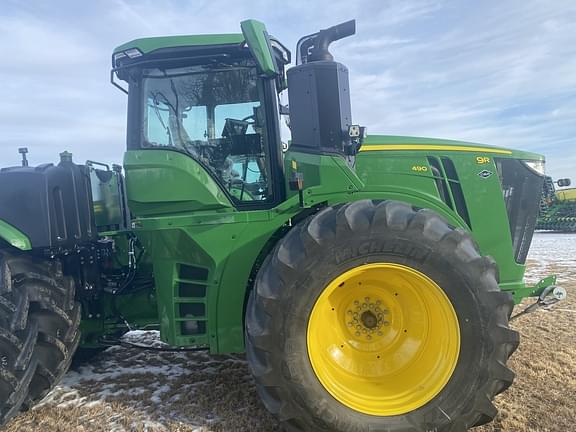 Image of John Deere 9R 490 equipment image 1