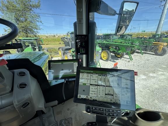 Image of John Deere 9R 490 equipment image 3