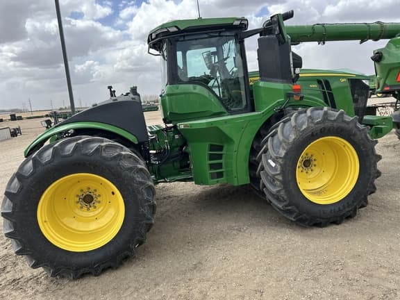 Image of John Deere 9R 490 equipment image 2
