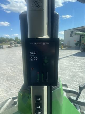 Image of John Deere 9R 490 equipment image 4