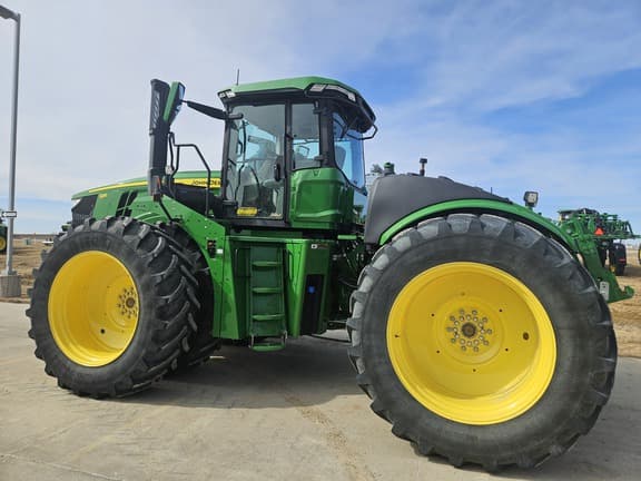 Image of John Deere 9R 490 equipment image 4