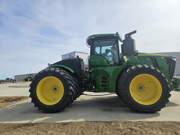 Image of John Deere 9R 490 equipment image 1