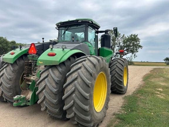 Image of John Deere 9R 490 equipment image 3