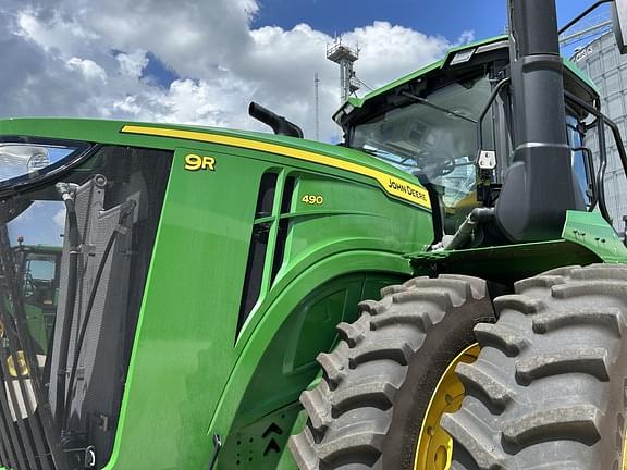 Image of John Deere 9R 490 equipment image 1