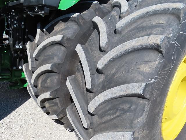 Image of John Deere 9R 540 equipment image 2