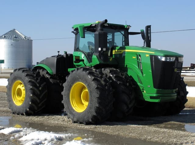 Image of John Deere 9R 540 equipment image 1