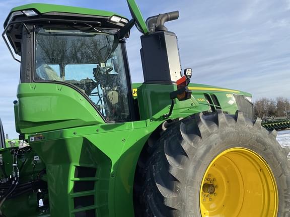 Image of John Deere 9R 540 equipment image 1