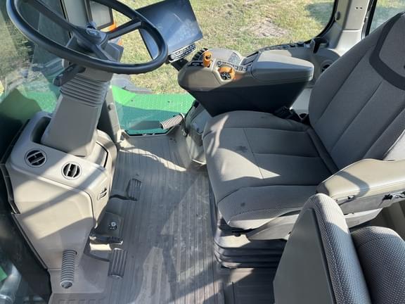 Image of John Deere 9R 540 equipment image 3