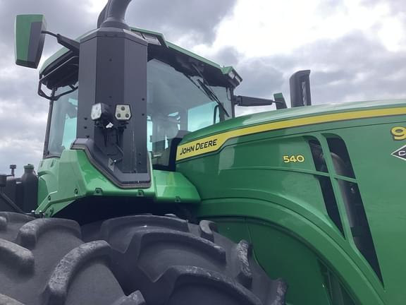 Image of John Deere 9R 540 equipment image 1