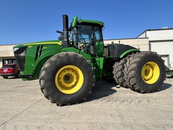 Image of John Deere 9R 590 equipment image 1