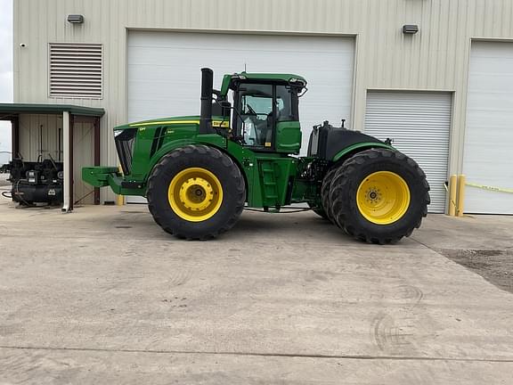 Image of John Deere 9R 590 equipment image 1