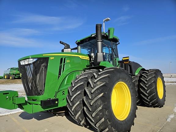 Image of John Deere 9R 590 equipment image 1