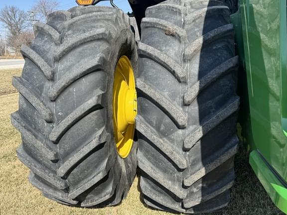 Image of John Deere 9R 590 equipment image 1