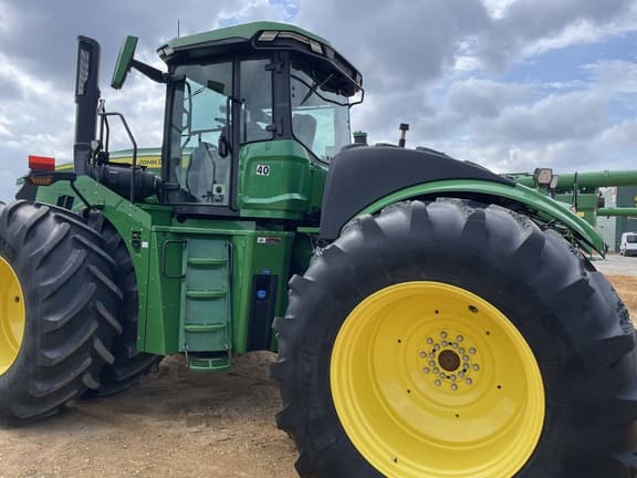 Image of John Deere 9R 590 equipment image 2