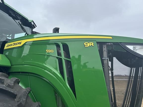 Image of John Deere 9R 590 equipment image 1