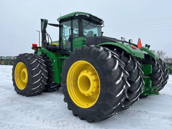 Image of John Deere 9R 590 equipment image 2