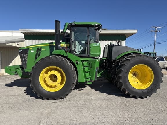 Image of John Deere 9R 590 equipment image 1