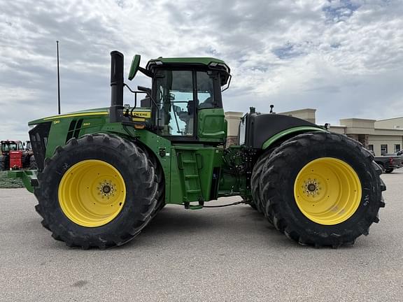Image of John Deere 9R 590 equipment image 1