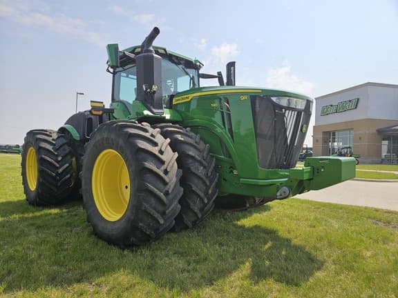 Image of John Deere 9R 590 equipment image 1