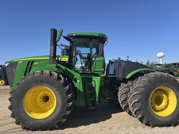 Image of John Deere 9R 590 equipment image 1
