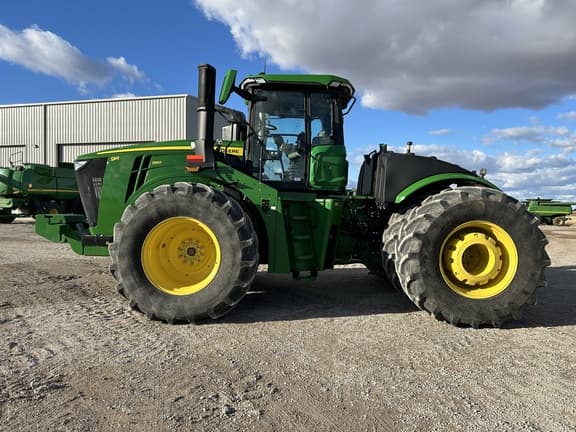 Image of John Deere 9R 590 equipment image 1
