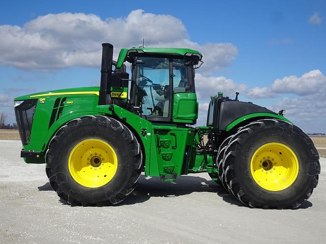 Image of John Deere 9R 590 equipment image 2