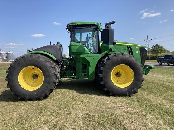 Image of John Deere 9R 590 equipment image 1