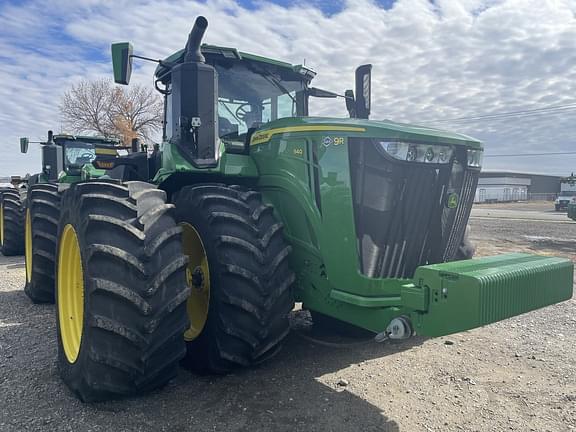 Image of John Deere 9R 640 equipment image 1