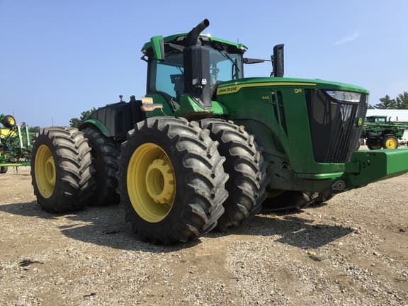 Image of John Deere 9R 640 equipment image 1