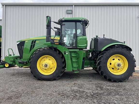 Image of John Deere 9R 640 equipment image 4