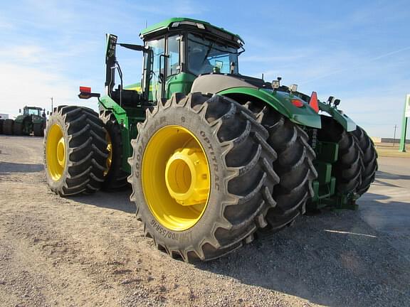 Image of John Deere 9R 640 equipment image 2