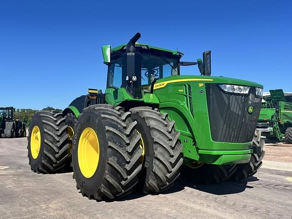 Image of John Deere 9R 640 equipment image 2