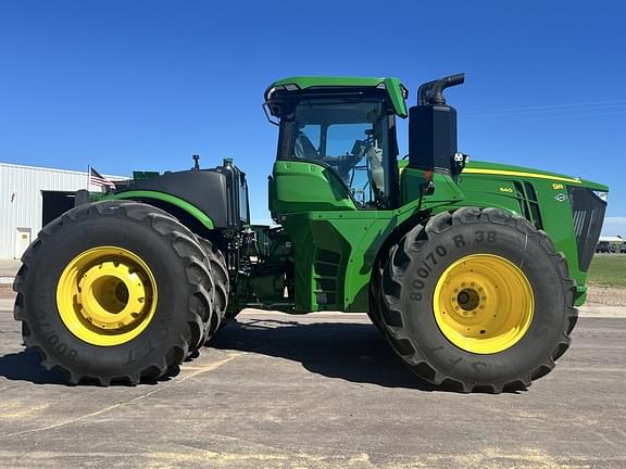 Image of John Deere 9R 640 equipment image 3