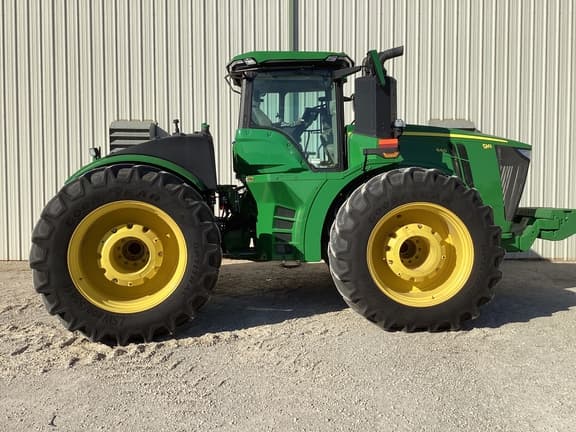 Image of John Deere 9R 640 equipment image 1