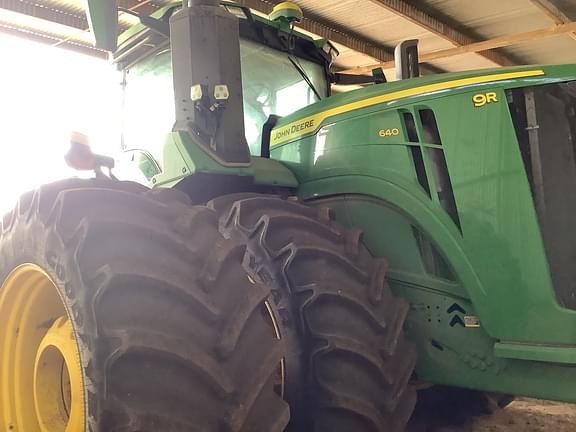 Image of John Deere 9R 640 equipment image 4