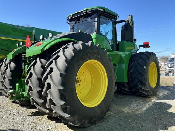 Image of John Deere 9R 640 equipment image 1