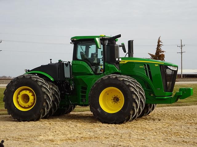 Image of John Deere 9R 640 equipment image 4