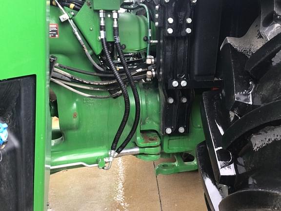 Image of John Deere 9R 640 equipment image 3