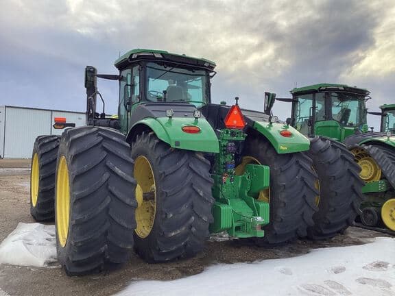 Image of John Deere 9R 640 equipment image 2