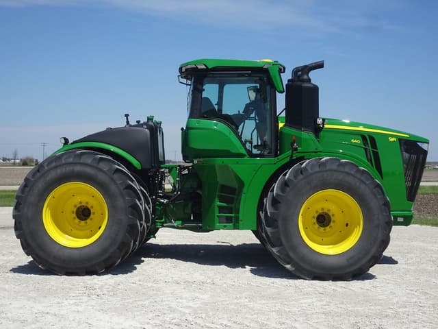 Image of John Deere 9R 640 equipment image 3