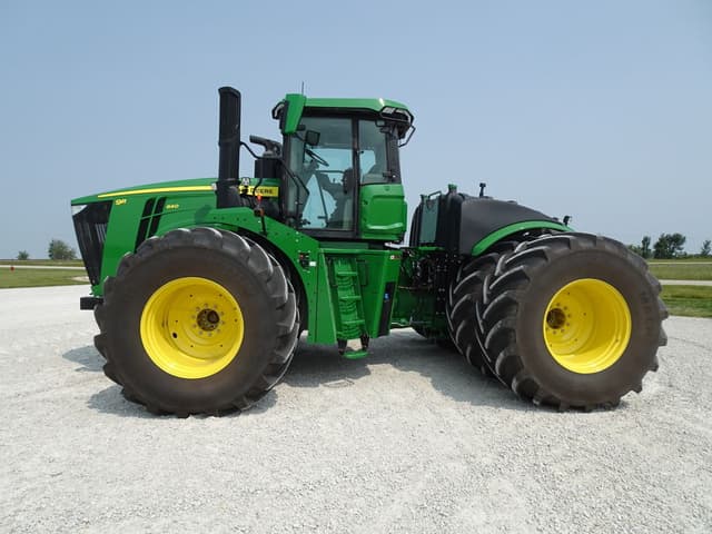 Image of John Deere 9R 640 equipment image 1