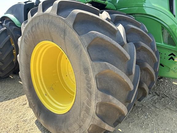 Image of John Deere 9R 640 equipment image 2