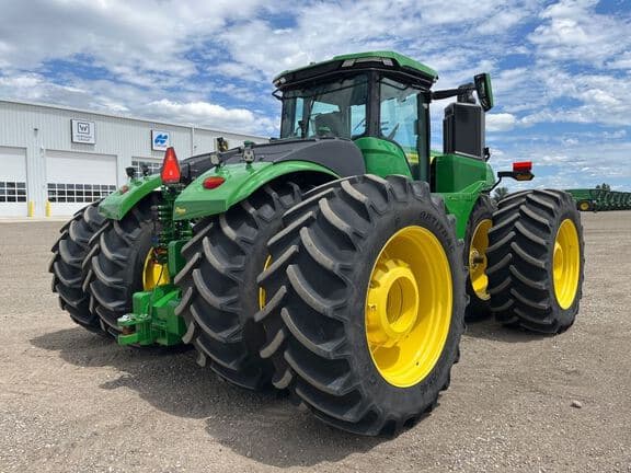 Image of John Deere 9R 640 equipment image 4