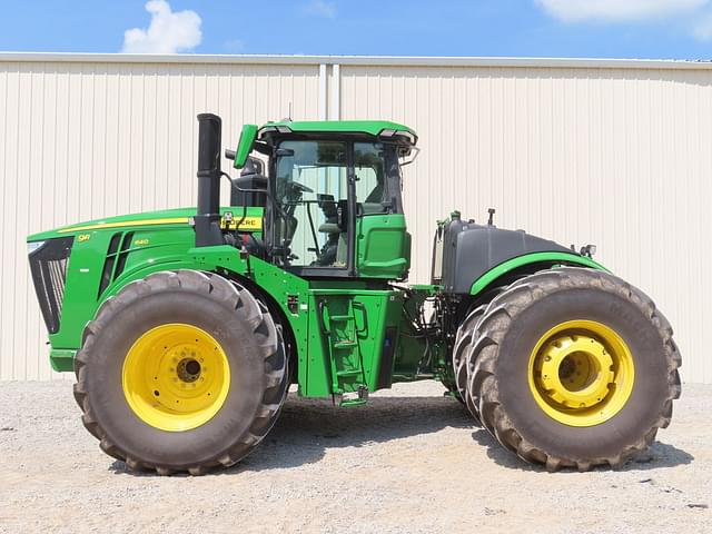 Image of John Deere 9R 640 equipment image 1