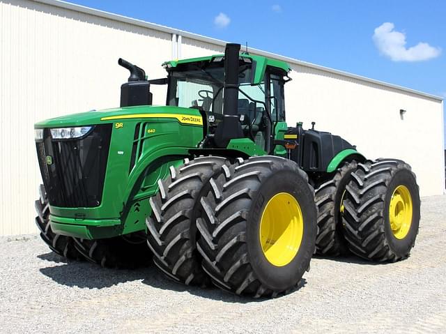 Image of John Deere 9R 640 equipment image 1